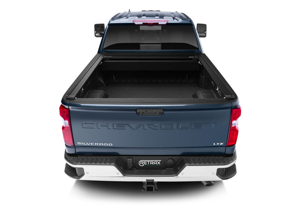 Retrax T-80485 RetraxPRO XR-20-22 Silv/Sierra HD 8ft. w/o Fac Side Storage Boxes w/o Stk Pkt - Truck Part Superstore