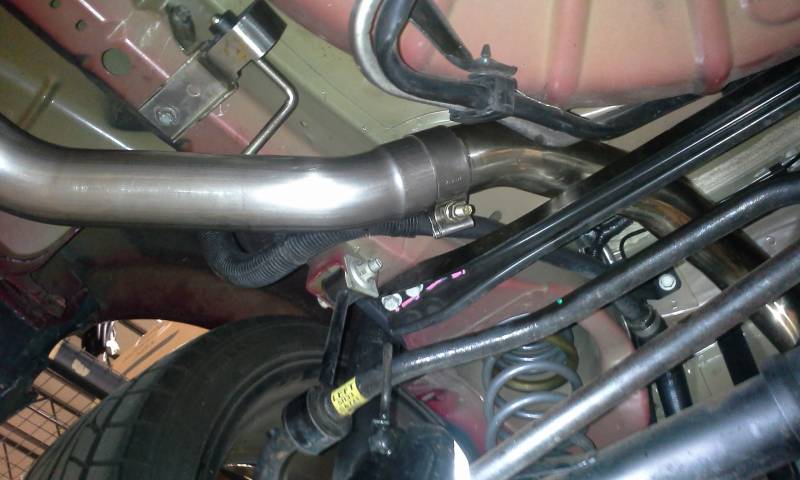 Pypes Performance Exhaust SFM60MS Pype Bomb Series Axle Back Exhaust System 05-10 Mustang Split Rear Dual Exit Incl Axle back Pipe 4 in Polished Tips Hardware Polished Finish 304 Stainless Steel Pypes Exhaust - Truck Part Superstore
