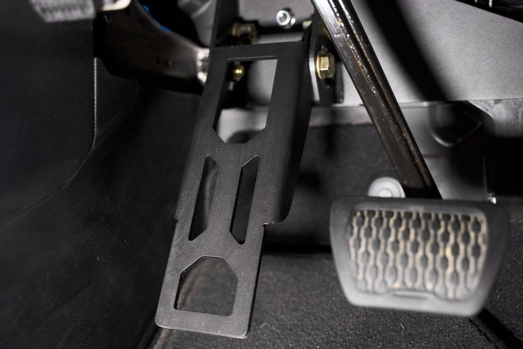 DV8 Offroad STJL-03 Adjustable Dead Pedal For 18-22 Jeep Wranger JL and Gladiator JT DV8 Offroad - Truck Part Superstore
