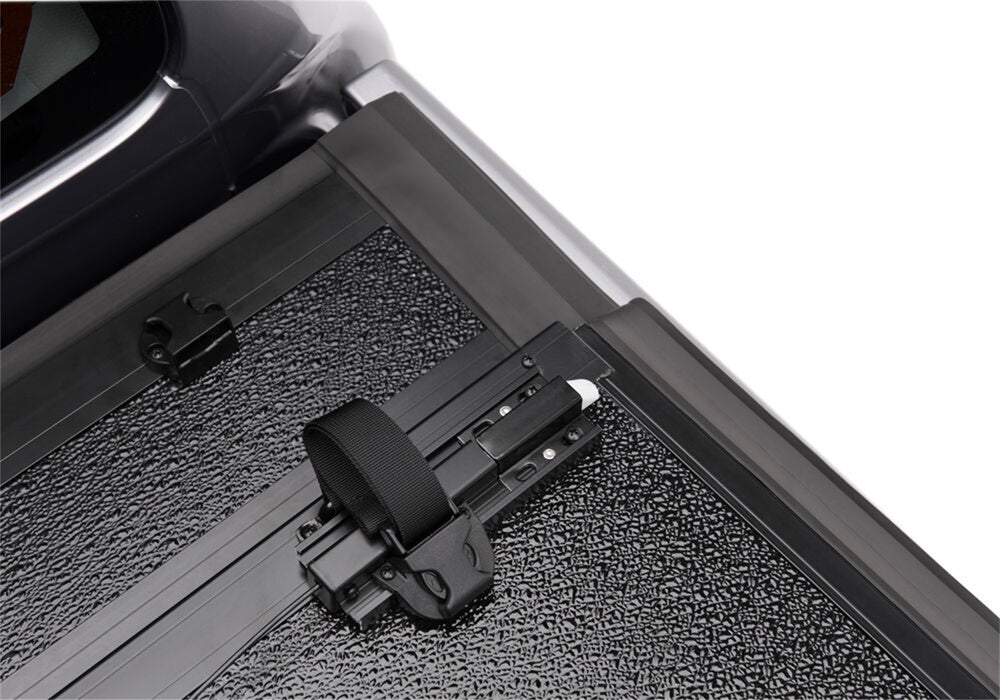 Undercover FX61004 UnderCover Flex-2020-C Isuzu DMax Double Cab 5 ft Bed - Truck Part Superstore