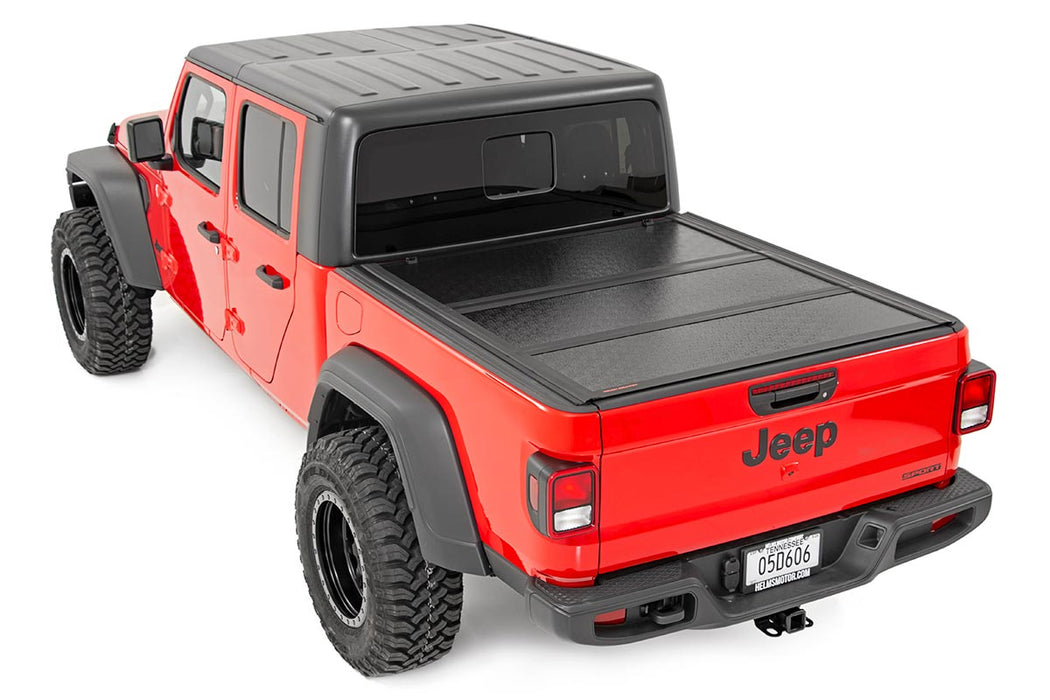 Rough Country 47620500 Jeep Low Profile Hard Tri-Fold Tonneau Cover 20 Gladiator 5 Foot Bed Rough Country - Truck Part Superstore