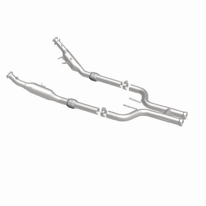 MagnaFlow Exhaust Products 21-501 OEM Grade Direct-Fit Catalytic Converter - Truck Part Superstore