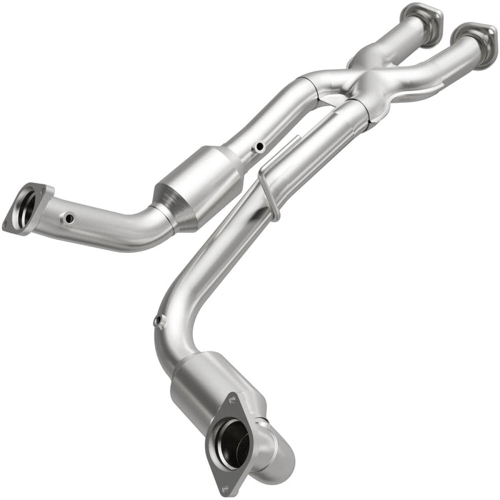 MagnaFlow Exhaust Products 5451046 California Direct-Fit Catalytic Converter - Truck Part Superstore