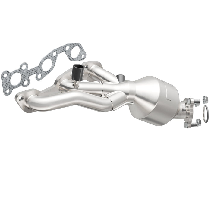 MagnaFlow Exhaust Products 447193 Catalytic Converter with Integrated Exhaust Manifold - Truck Part Superstore