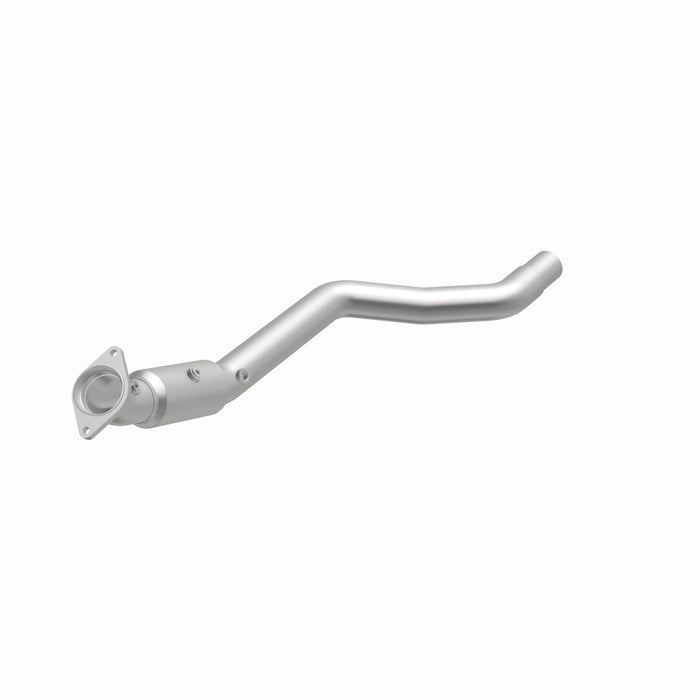 MagnaFlow Exhaust Products 21-577 OEM Grade Direct-Fit Catalytic Converter - Truck Part Superstore