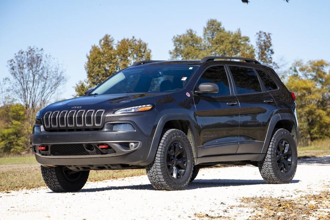 Rough Country 60400 2 Inch Jeep Lift Kit 14-20 Cherokee KL Rough Country - Truck Part Superstore