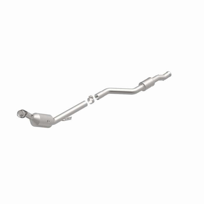 MagnaFlow Exhaust Products 21-570 OEM Grade Direct-Fit Catalytic Converter - Truck Part Superstore