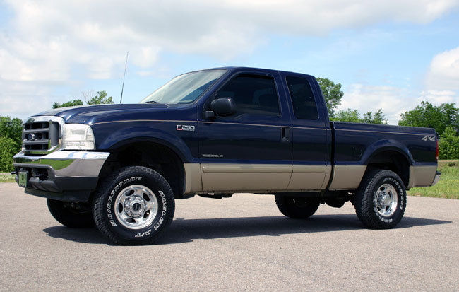 Rough Country 48970 2.5 Inch Ford Leveling Lift Kit w/ V2 Shocks (99-04 F-250/350 4WD) Rough Country - Truck Part Superstore