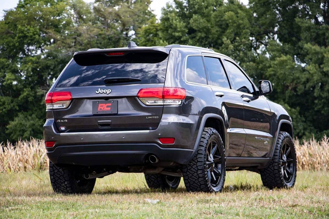 Rough Country 91130 2.5 Inch Lift Kit N3 Struts 11-15 Jeep Grand Cherokee 4WD Rough Country - Truck Part Superstore