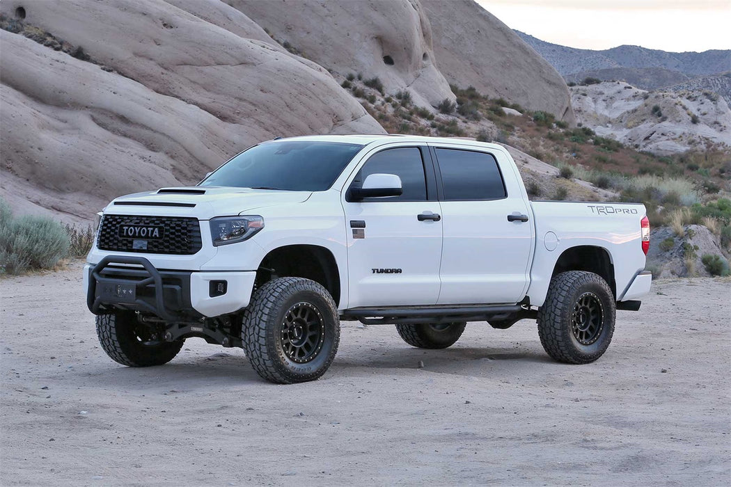 Fabtech K7078DL Performance Lift System w/Shocks; 4 in. Lift; w/Dirt Logic 2.5 Resi Coilover; - Truck Part Superstore