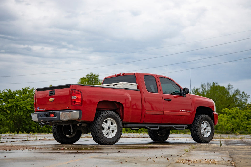 Rough Country 10830 5.0 Inch GM Suspension Lift Kit (07-13 1500 PU 2WD) Rough Country - Truck Part Superstore